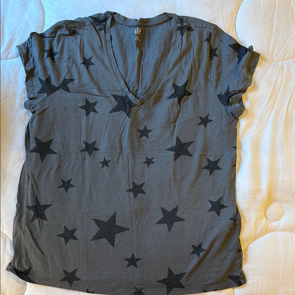 Gray Star Print V-Neck Women's Top